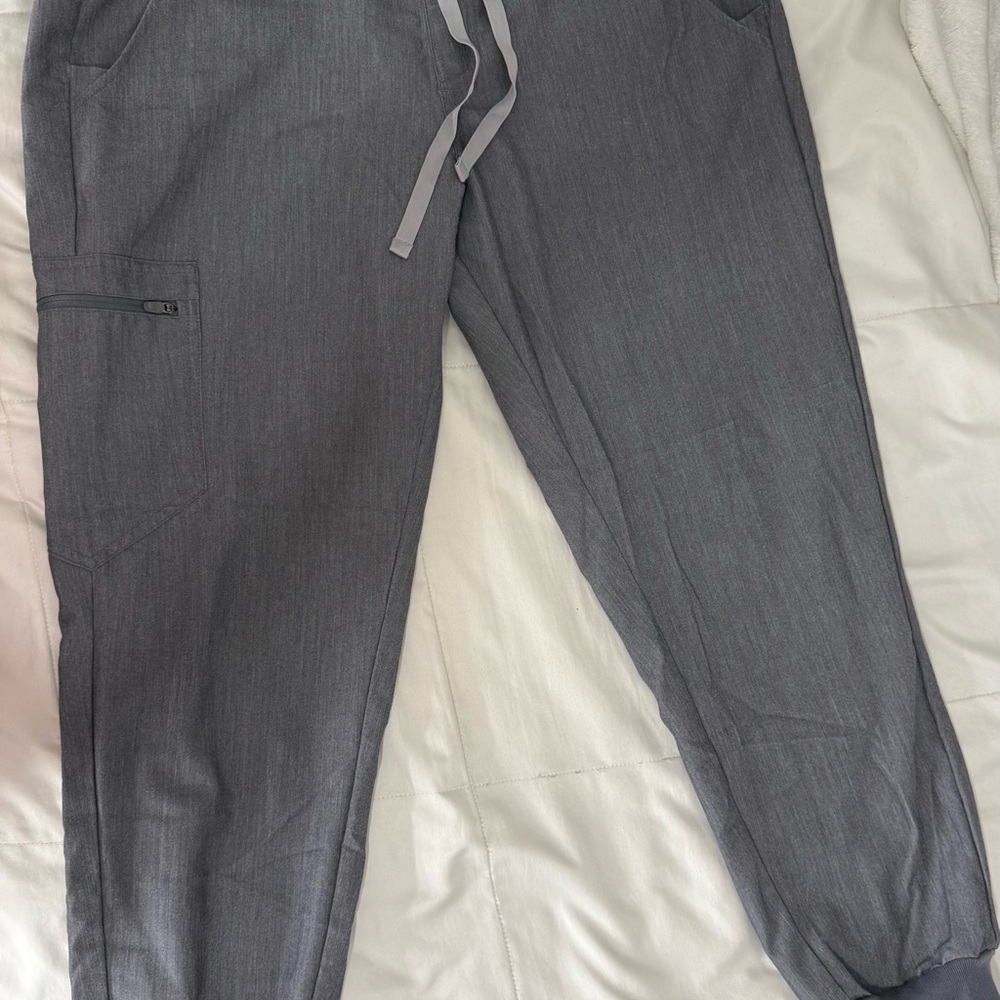 FIGS graphite Zamora